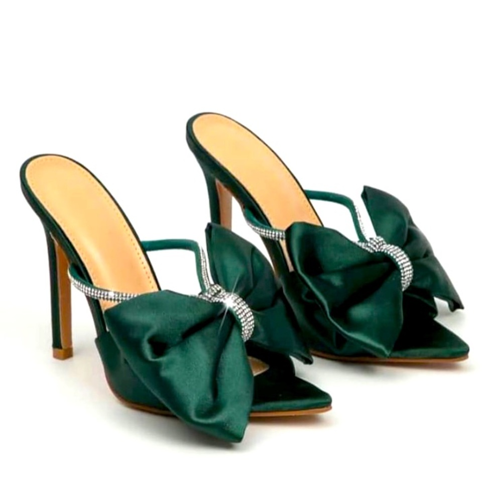 Kizziz bow heels